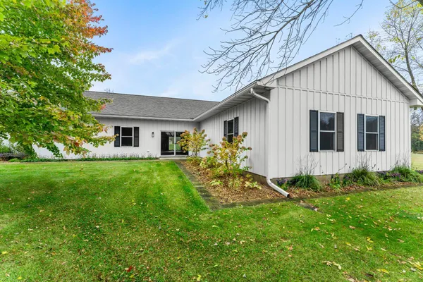 $924,900 | 18720 114th Street Southeast, Big Lake, MN 55309