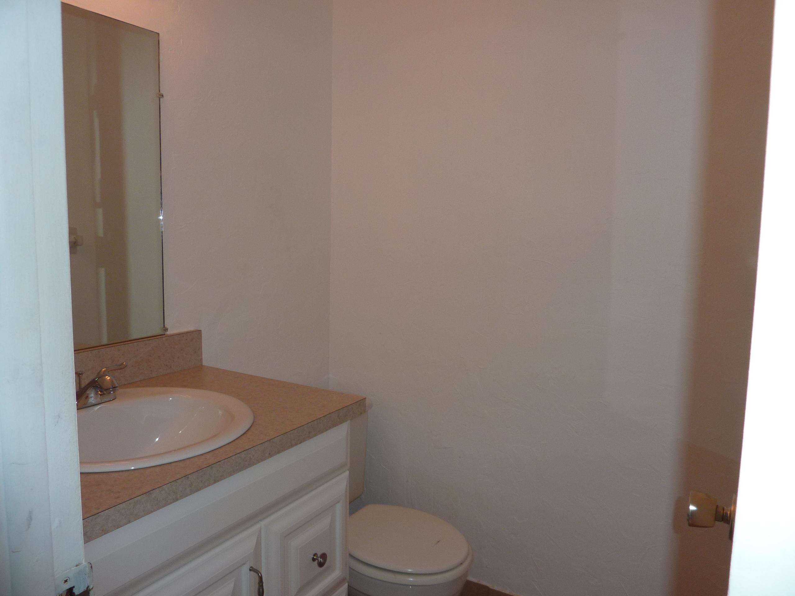 170 North High Point, Unit C Boynton Beach, FL 33435 - Photo 12 of 37 1/2 Bathroom