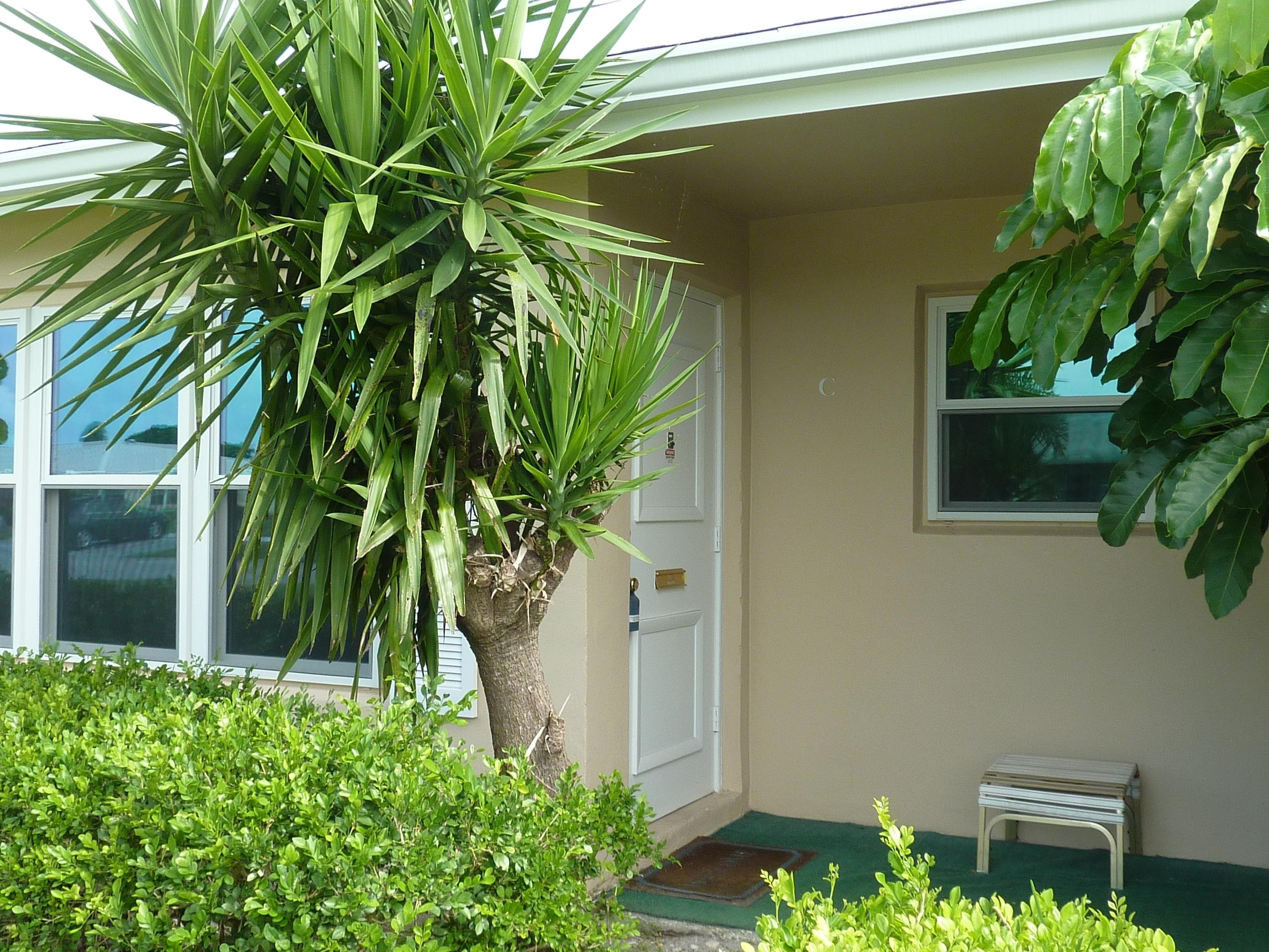 170 North High Point, Unit C Boynton Beach, FL 33435 - Photo 2 of 37 Entrance to condo #C
