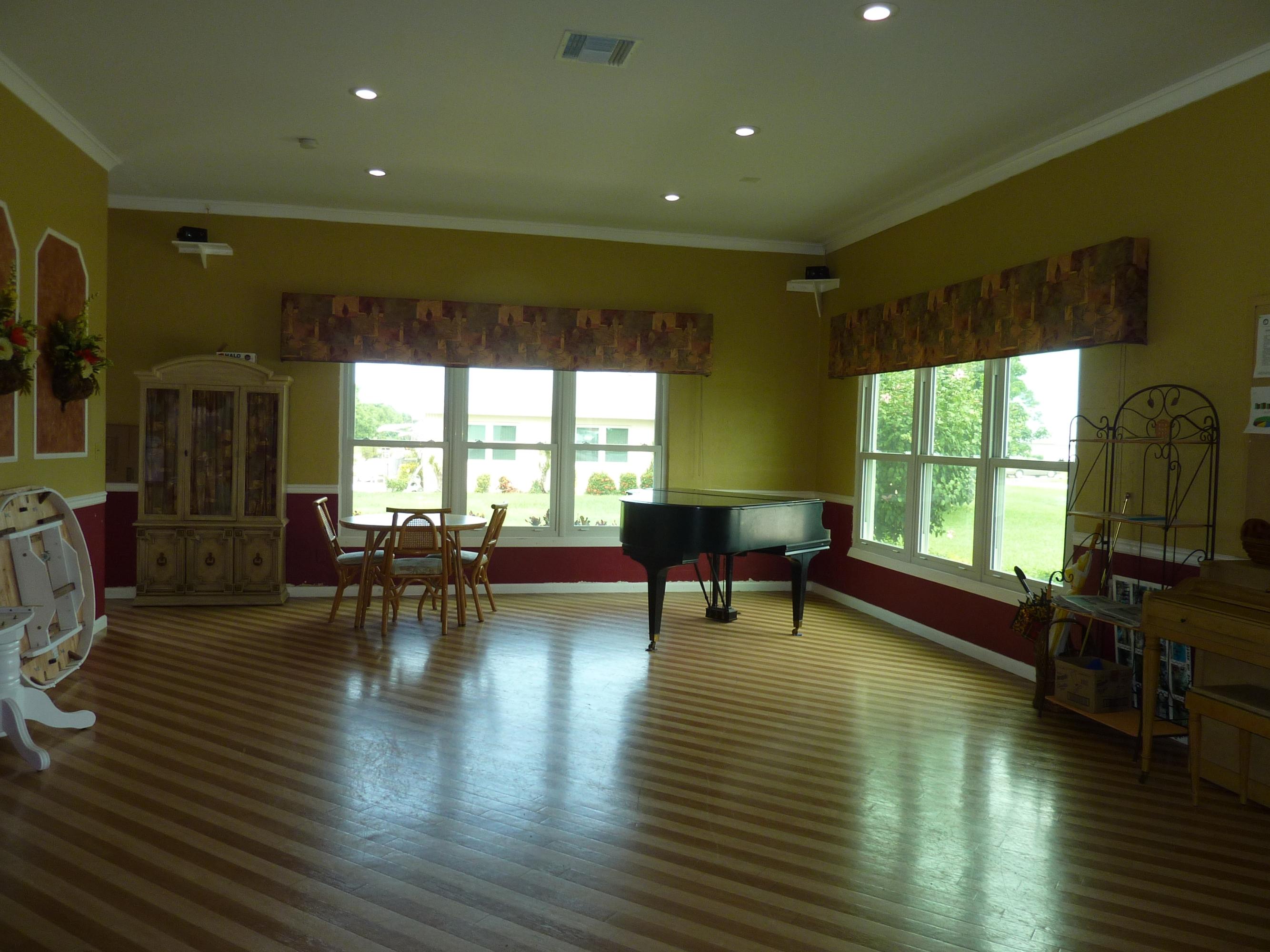 170 North High Point, Unit C Boynton Beach, FL 33435 - Photo 28 of 37 Community Clubhouse