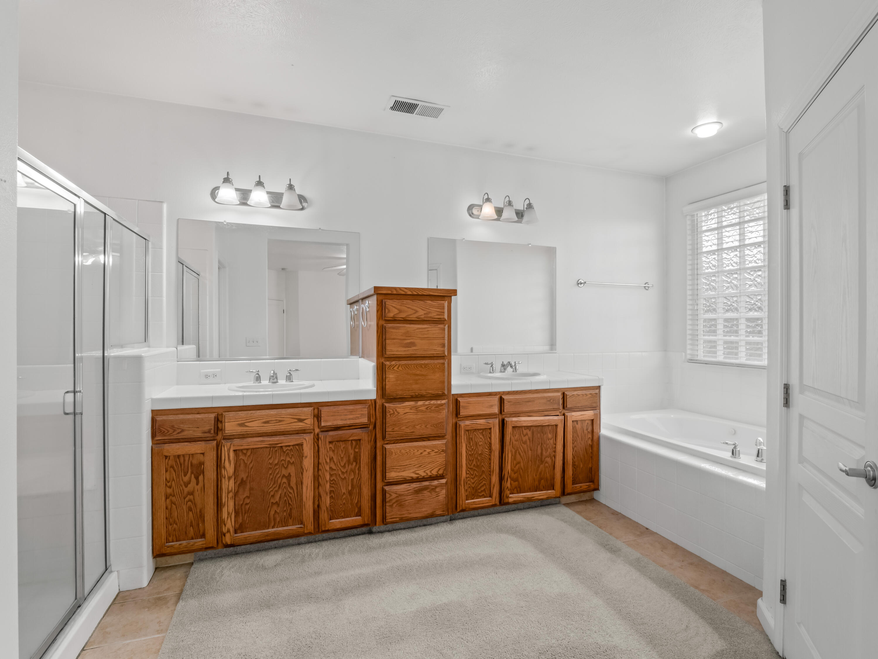 2368 East Duff Avenue Reedley, CA 93654 - Photo 15 of 38 2368 E. Duff Ave-25