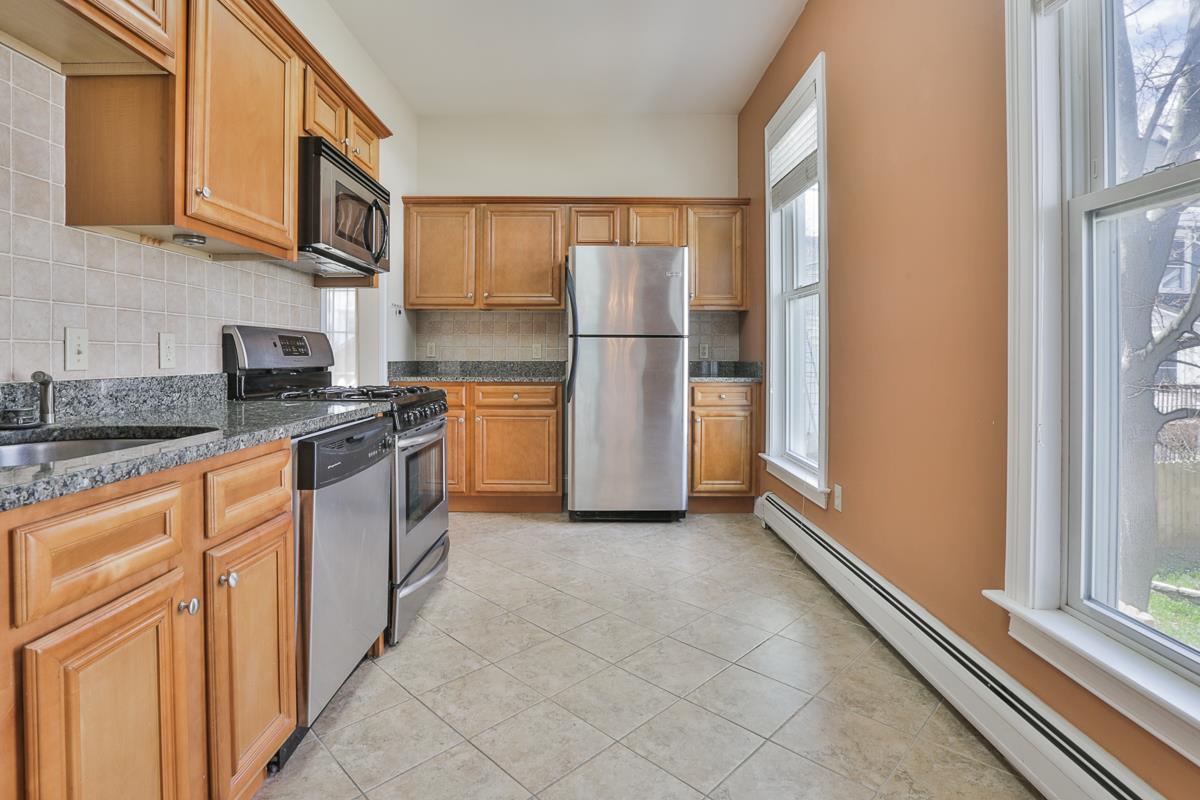 69 North Spring Street, Unit C Concord, NH 03301 - Photo 15 of 31