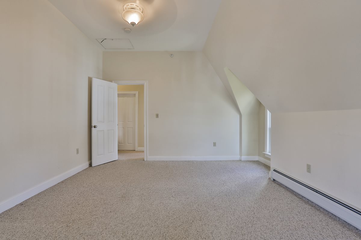 69 North Spring Street, Unit C Concord, NH 03301 - Photo 23 of 31