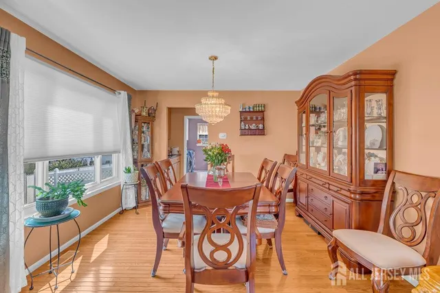 $949,000 | 6 Vail Drive, Old Bridge, NJ 07747