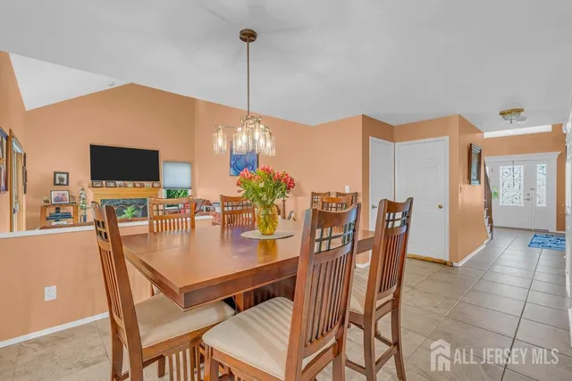 $949,000 | 6 Vail Drive, Old Bridge, NJ 07747