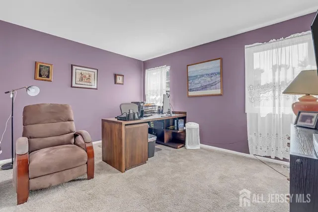 $949,000 | 6 Vail Drive, Old Bridge, NJ 07747