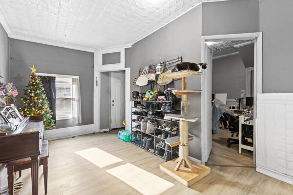 3312 West Scott Street, Unit 3314 Milwaukee, WI 53215 - Photo 5 of 21 Lower Living Room