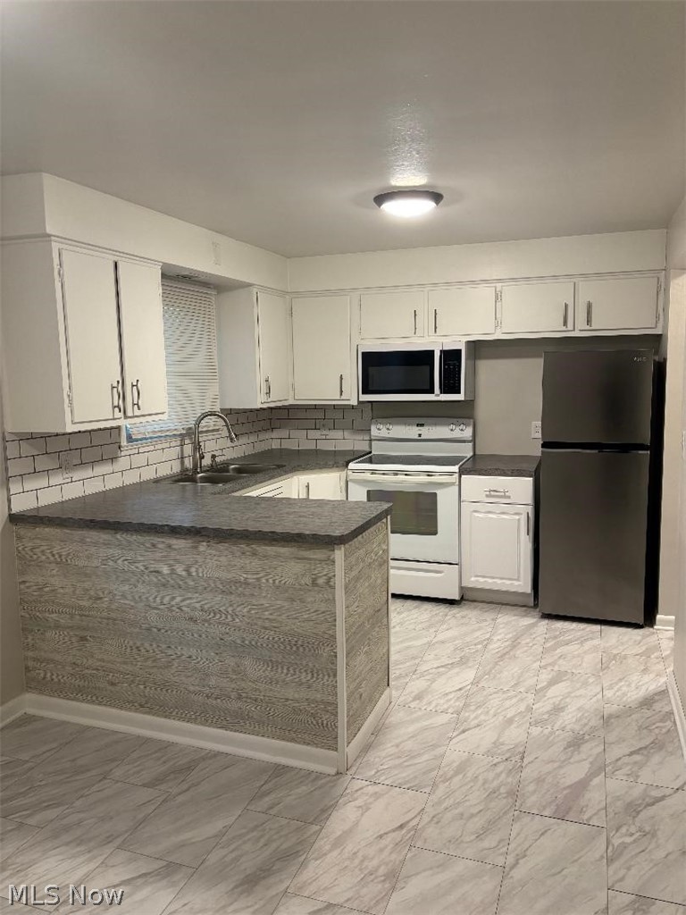 2715 Rexford Road Youngstown, OH 44511 - Photo 6 of 17