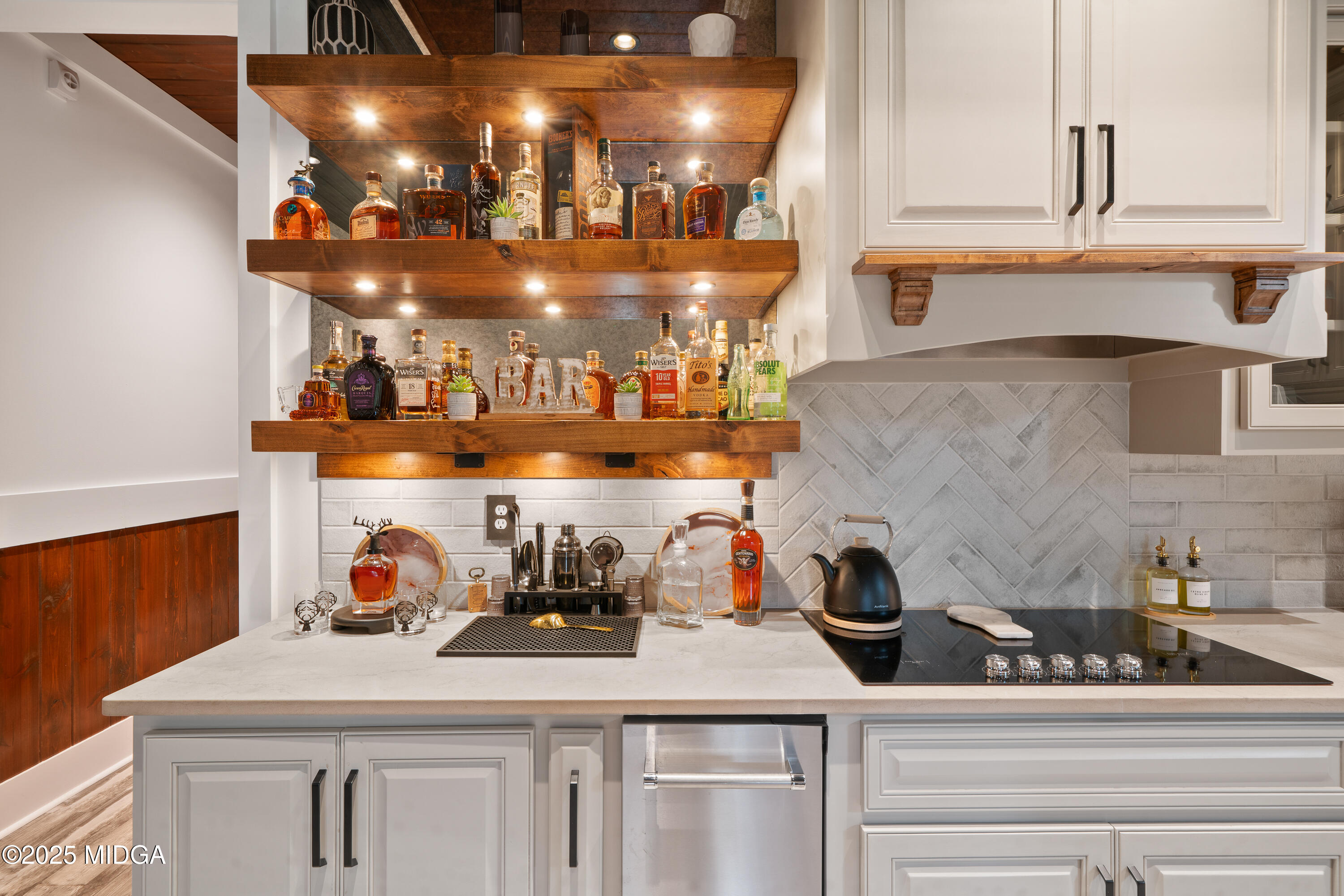 1971 Highway 49 Gray, GA 31032 - Photo 22 of 98 a kitchen with a sink and cabinets