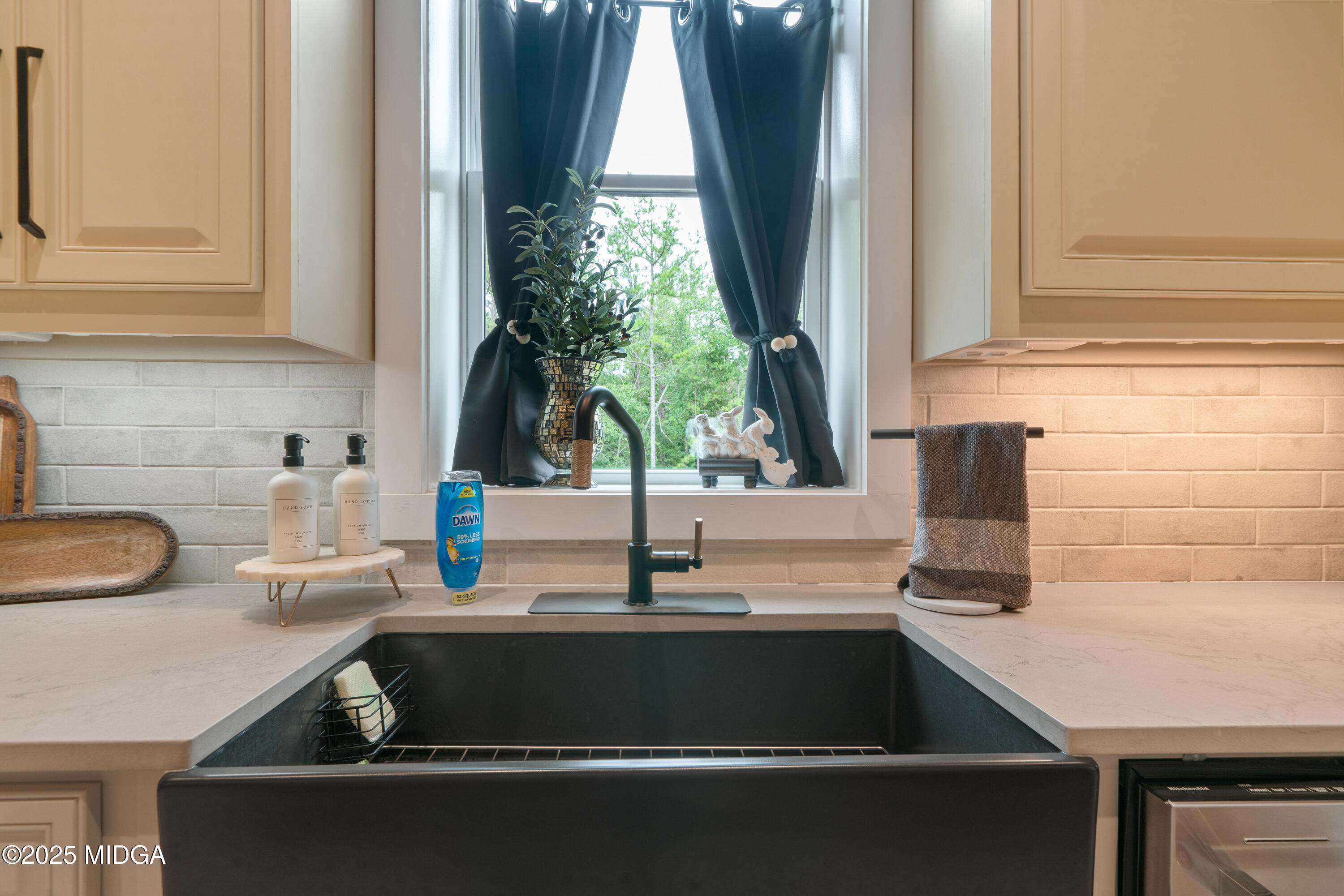 1971 Highway 49 Gray, GA 31032 - Photo 31 of 98 a kitchen with a sink and a window