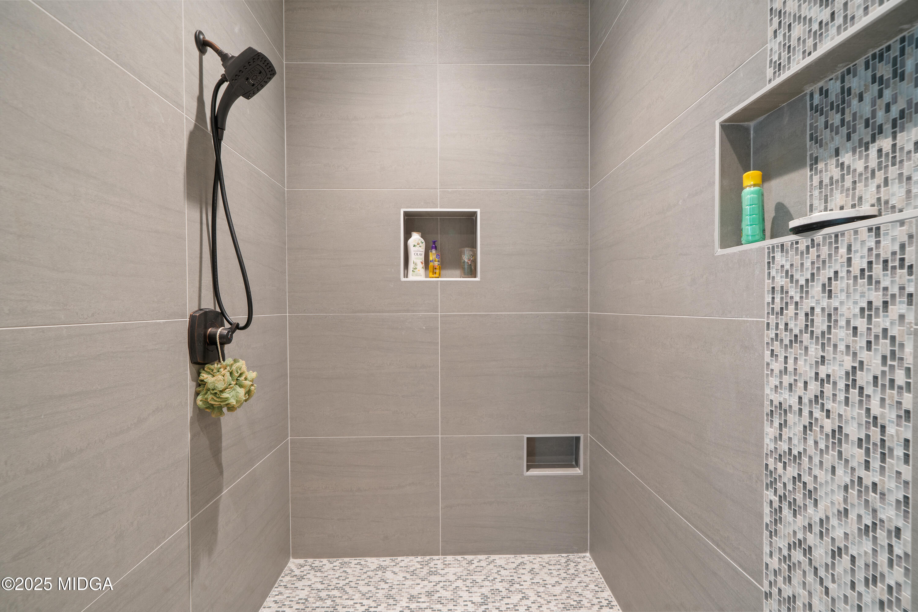 1971 Highway 49 Gray, GA 31032 - Photo 42 of 98 a bathroom with a shower