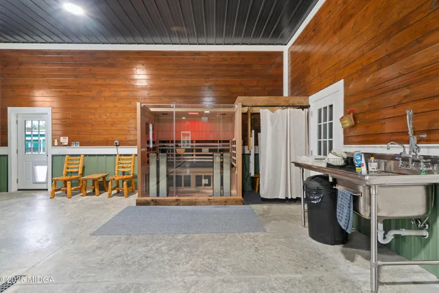 $1,500,000 | 1971 Highway 49, Gray, GA 31032