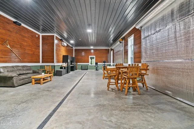 $1,500,000 | 1971 Highway 49, Gray, GA 31032