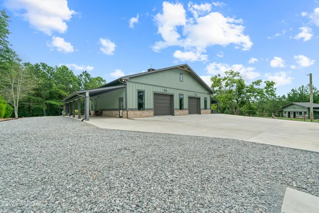 $1,500,000 | 1971 Highway 49, Gray, GA 31032