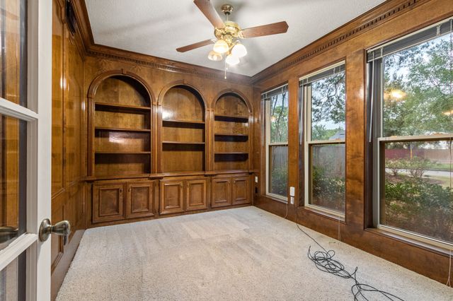 a view of a storage & utility room