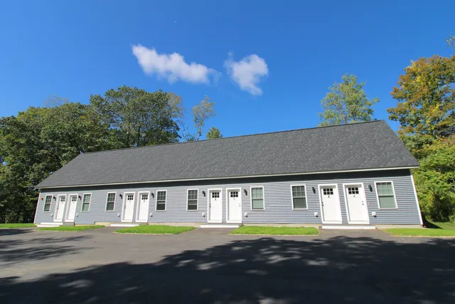 $1,600 | 255 First Nh Turnpike, Unit A THROUGH H, Northwood, NH 03261
