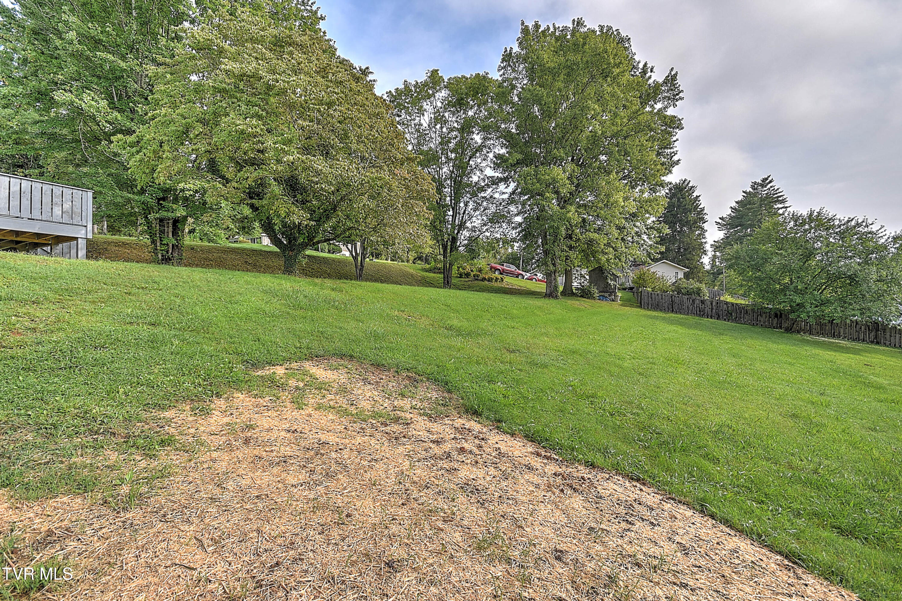 201 E Road Bristol, TN 37620 - Photo 46 of 53 201 E Rd KB-45