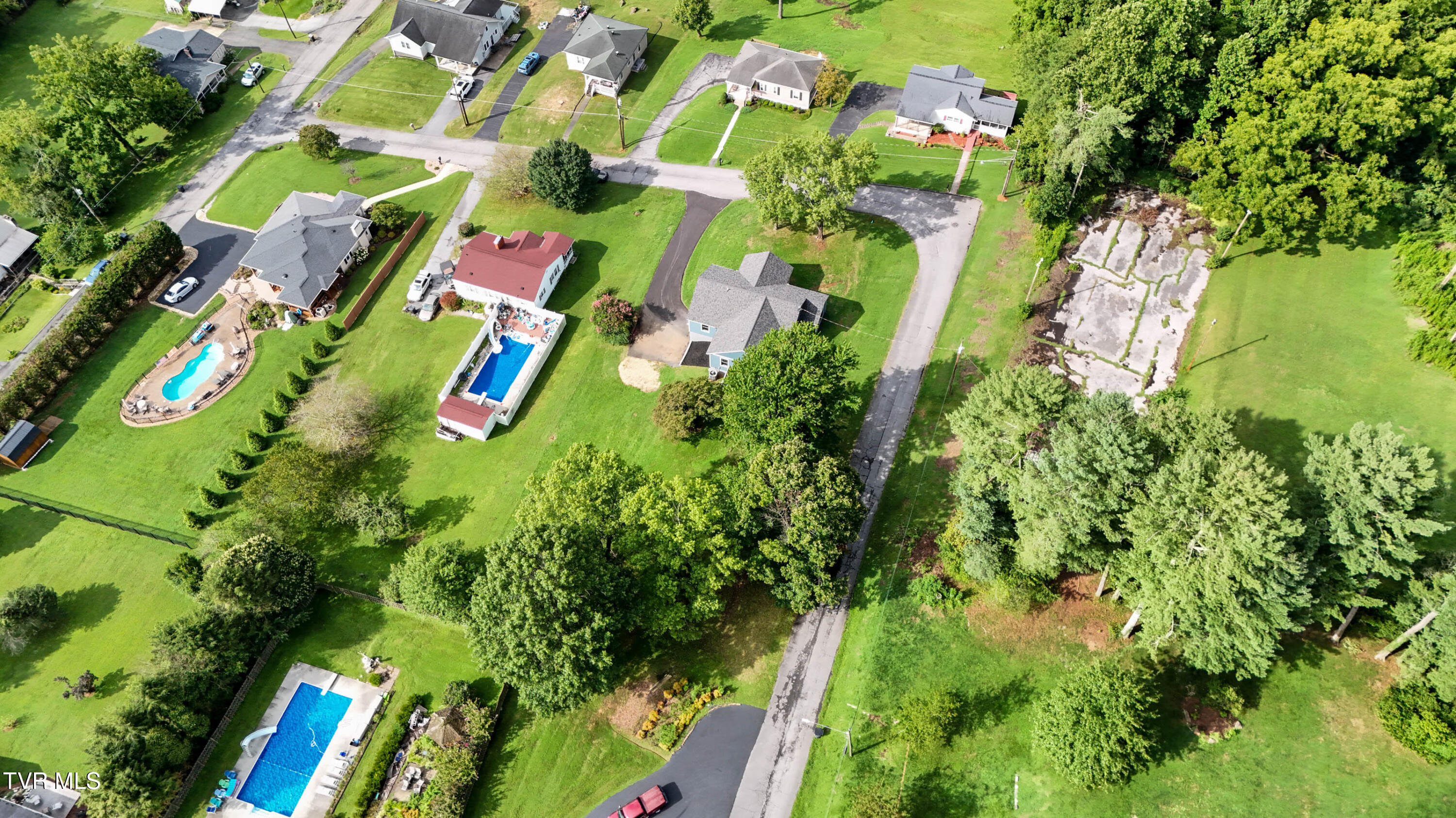 201 E Road Bristol, TN 37620 - Photo 48 of 53 201 East Rd Drone WINKLER-14