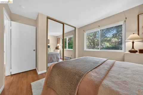 $409,900 | 5400 Mountain Boulevard, Unit 120, Oakland, CA 94619