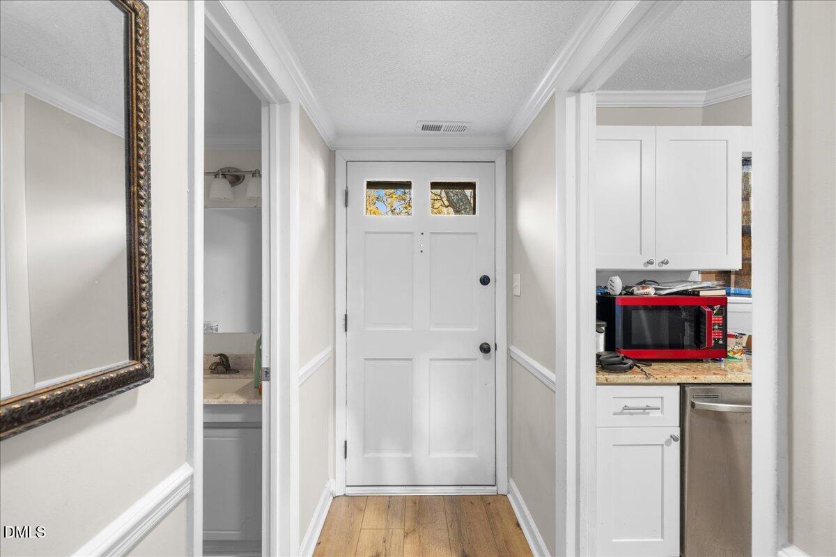 1209 Manassas Court, Unit C Raleigh, NC 27609 - Photo 5 of 26 03-1209 Manassas Ct unit c