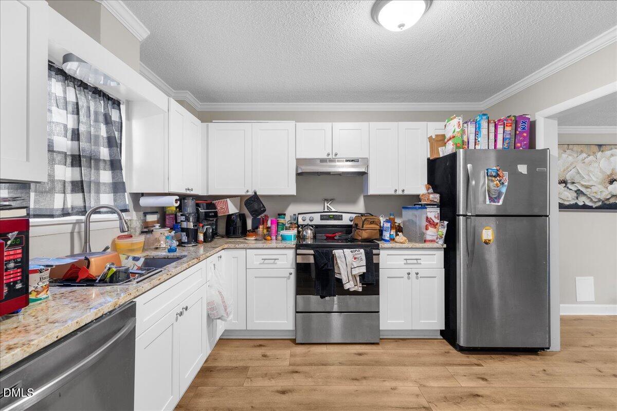 1209 Manassas Court, Unit C Raleigh, NC 27609 - Photo 7 of 26 06-1209 Manassas Ct unit c