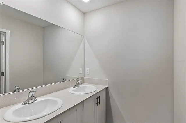 a close view of a bathtub in bathroom