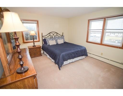 35 Roland Street Holyoke, MA 01040 - Photo 11 of 30 Gallery Image 11