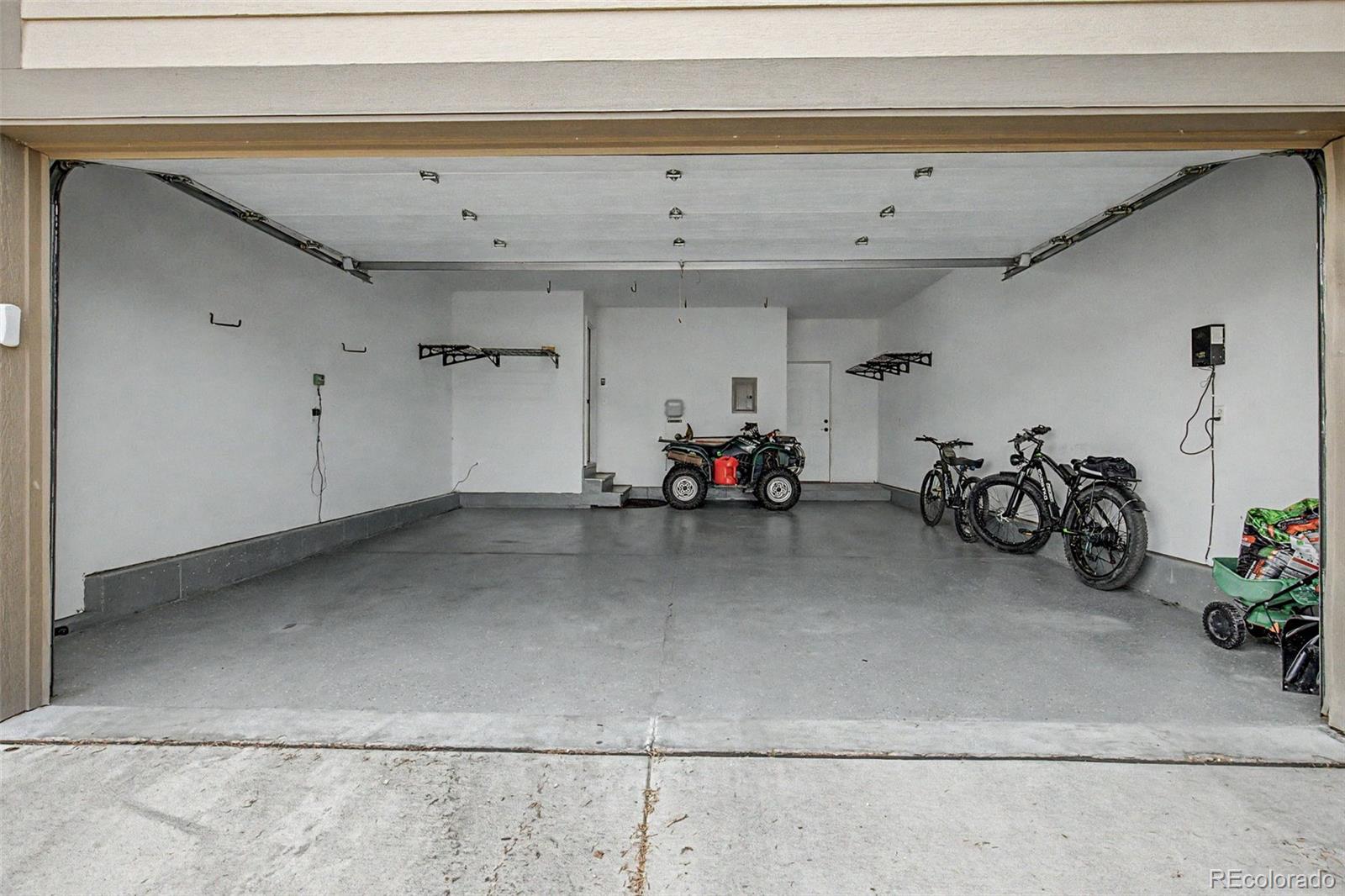 2233 70th Avenue Greeley, CO 80634 - Photo 45 of 50 a view of a garage