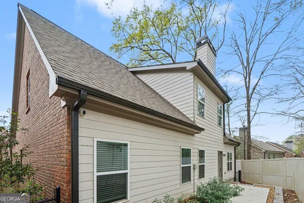 $450,000 | 204 Towns Walk Drive, Athens, GA 30606