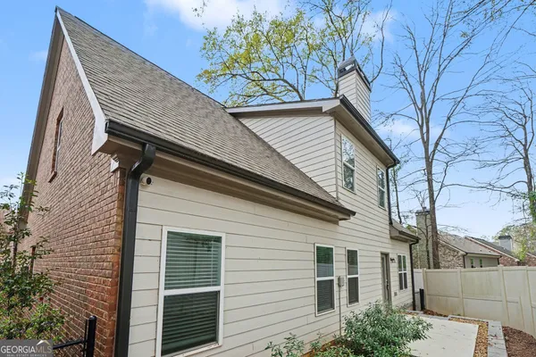 $450,000 | 204 Towns Walk Drive, Athens, GA 30606