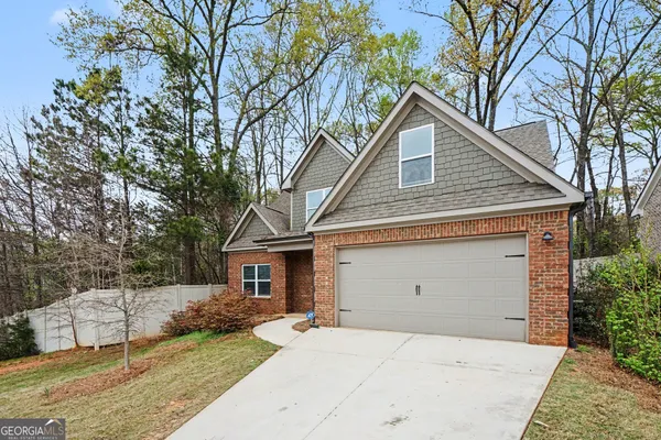 $450,000 | 204 Towns Walk Drive, Athens, GA 30606