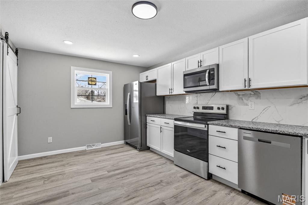 9532 Berry Road Bonne Terre, MO 63628 - Photo 10 of 66