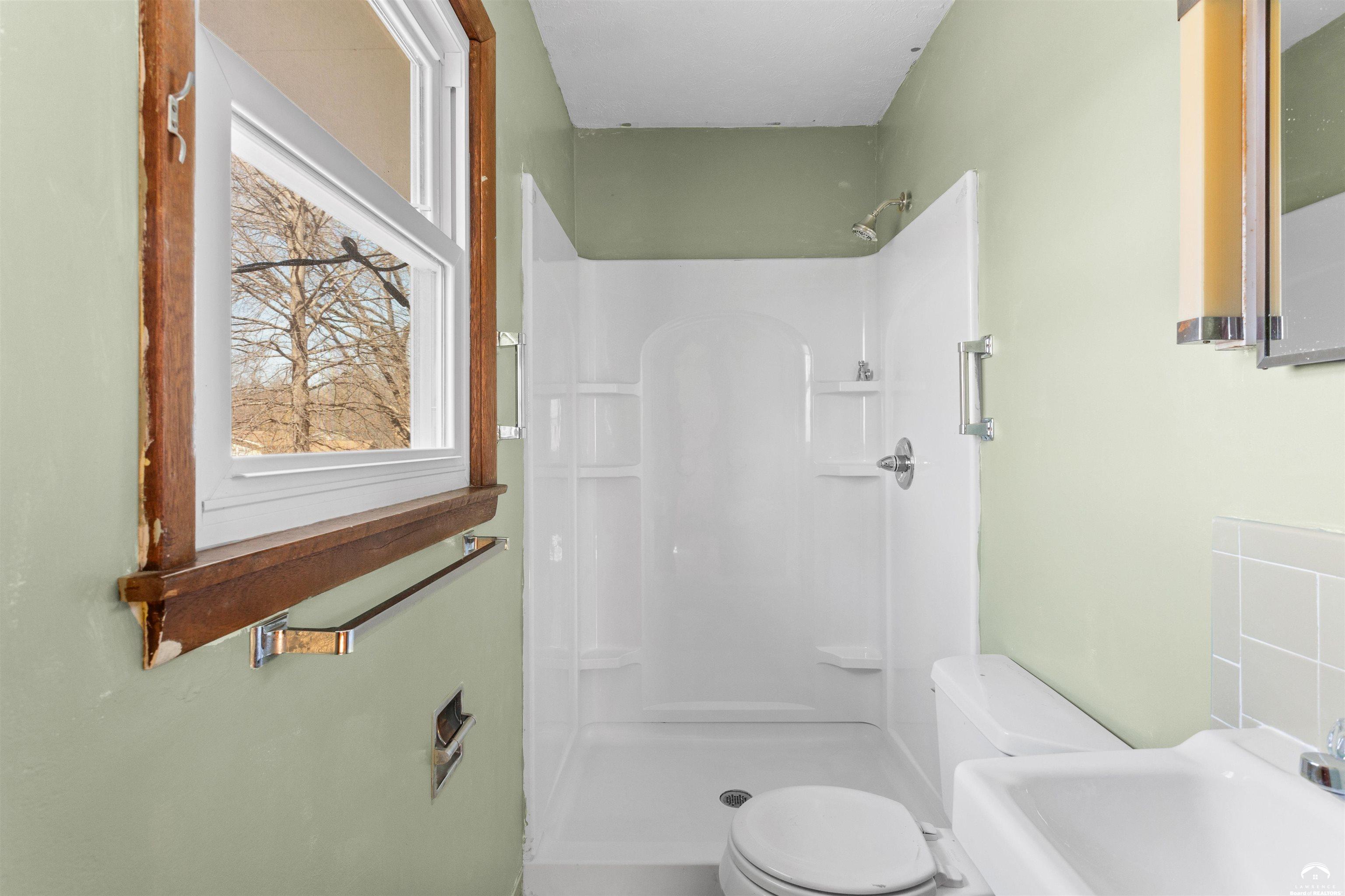 2737 Alabama Street Lawrence, KS 66046 - Photo 12 of 22