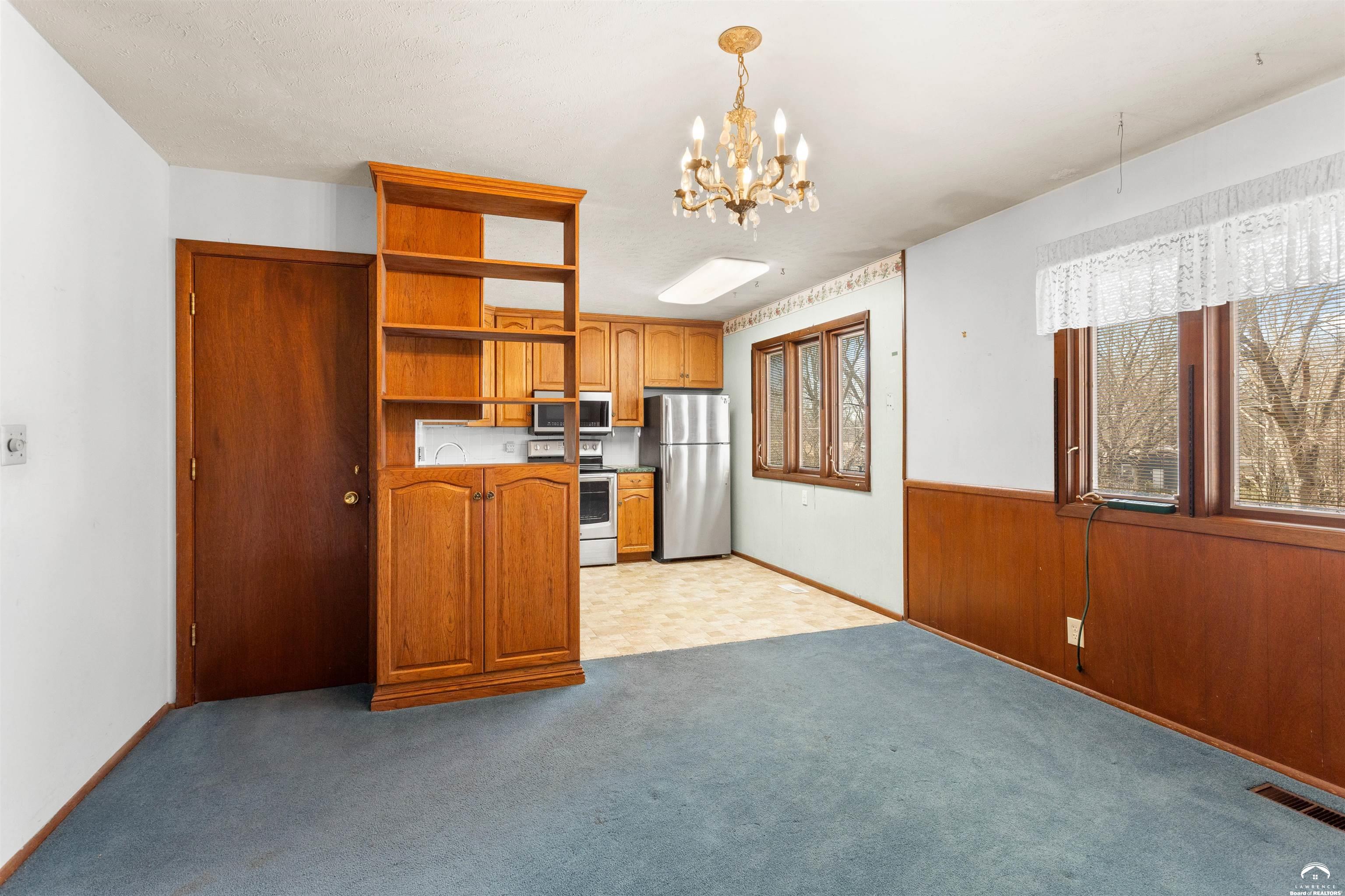 2737 Alabama Street Lawrence, KS 66046 - Photo 6 of 22