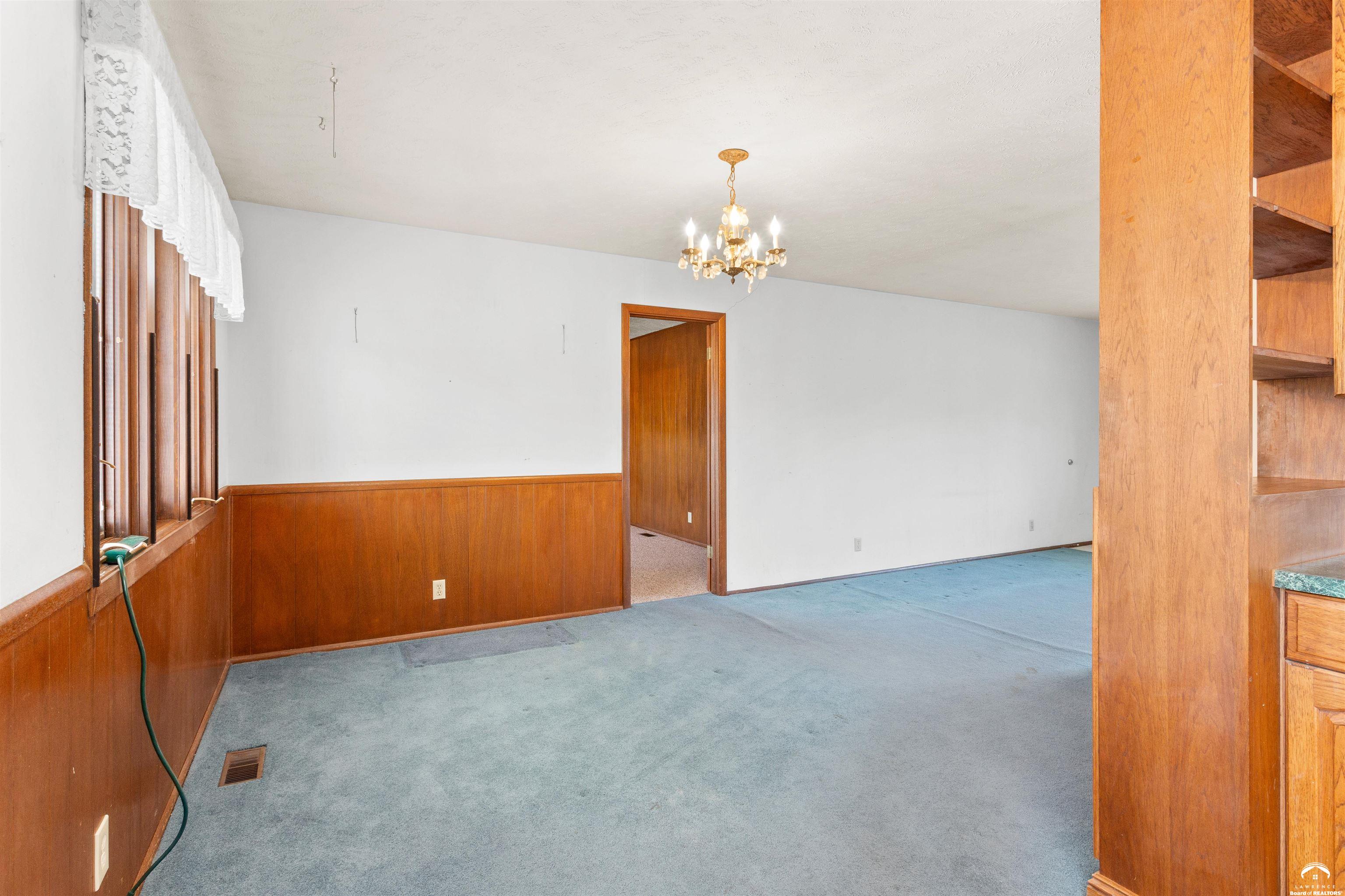 2737 Alabama Street Lawrence, KS 66046 - Photo 9 of 22