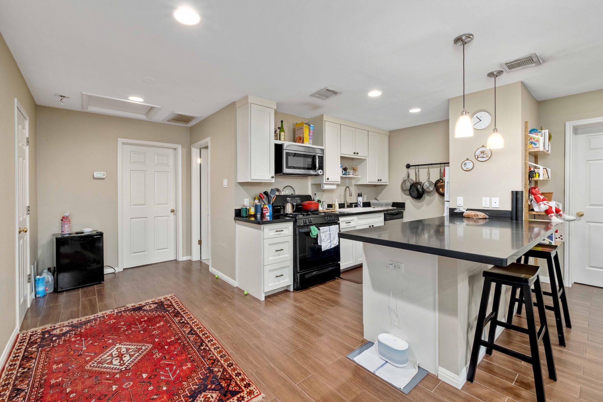 3822 Ridgelea Drive, Unit B Austin, TX 78731 - Photo 5 of 14