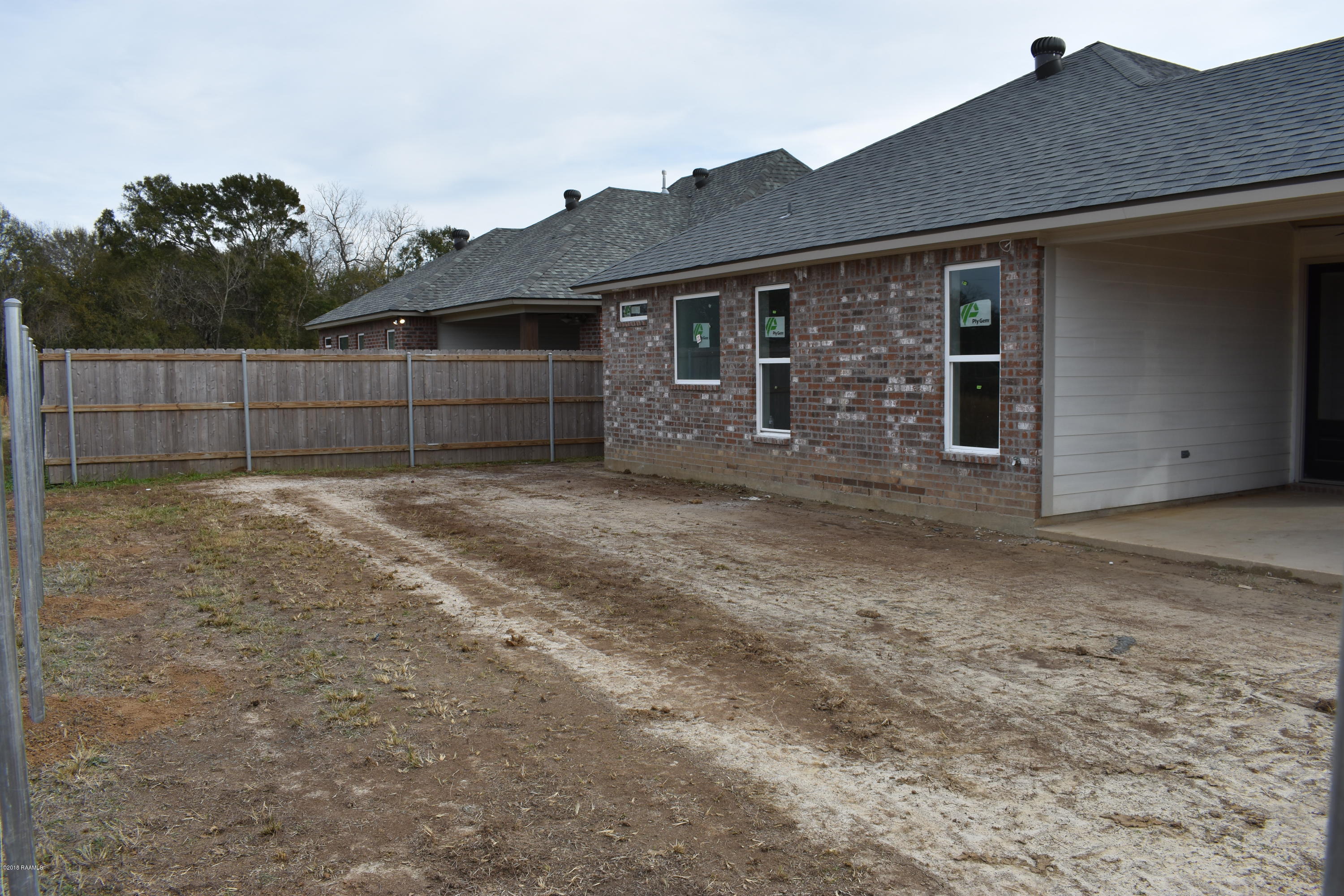 233 Whispering Meadows Road Broussard, LA 70518 - Photo 28 of 29 Gallery Image 28