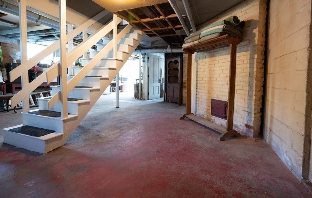 141 Cherry Street Gardner, MA 01440 - Photo 27 of 40