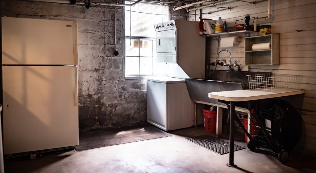 141 Cherry Street Gardner, MA 01440 - Photo 28 of 40