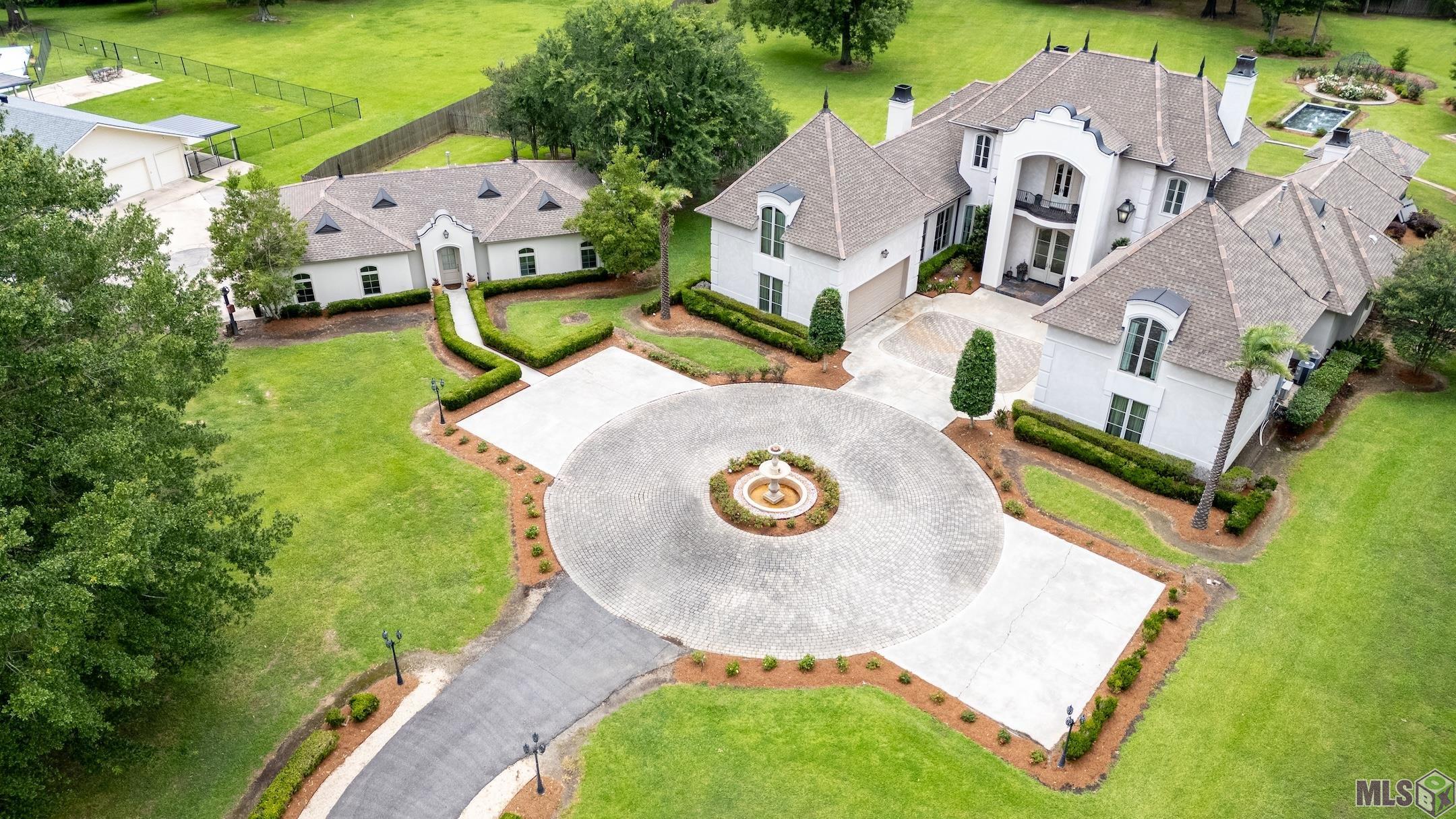 16570 Spiller's Way Baton Rouge, LA 70817 - Photo 1 of 47