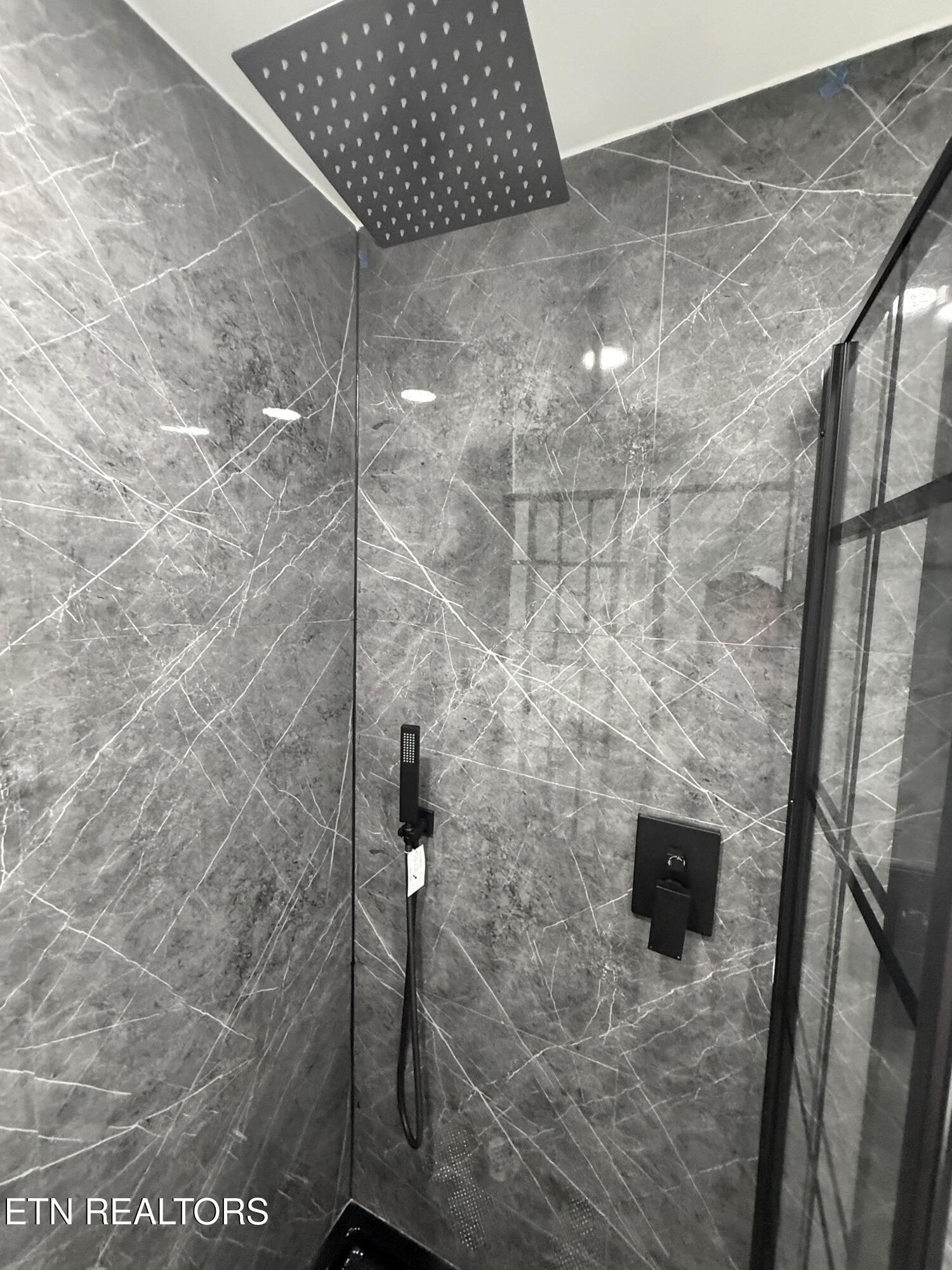 924 Lester Road Knoxville, TN 37920 - Photo 25 of 30 32