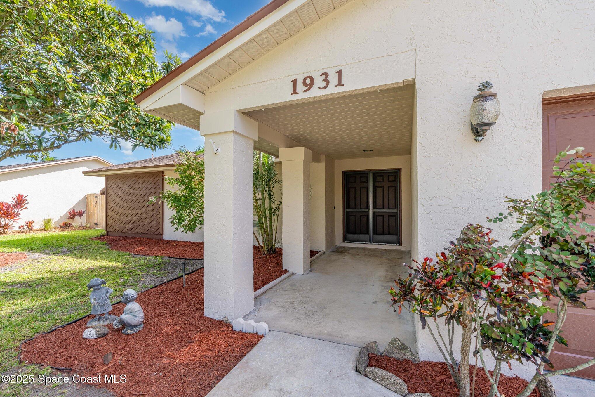 1931 Tallpalm Road Melbourne, FL 32935 - Photo 4 of 25 004_dsc00156-edit_905
