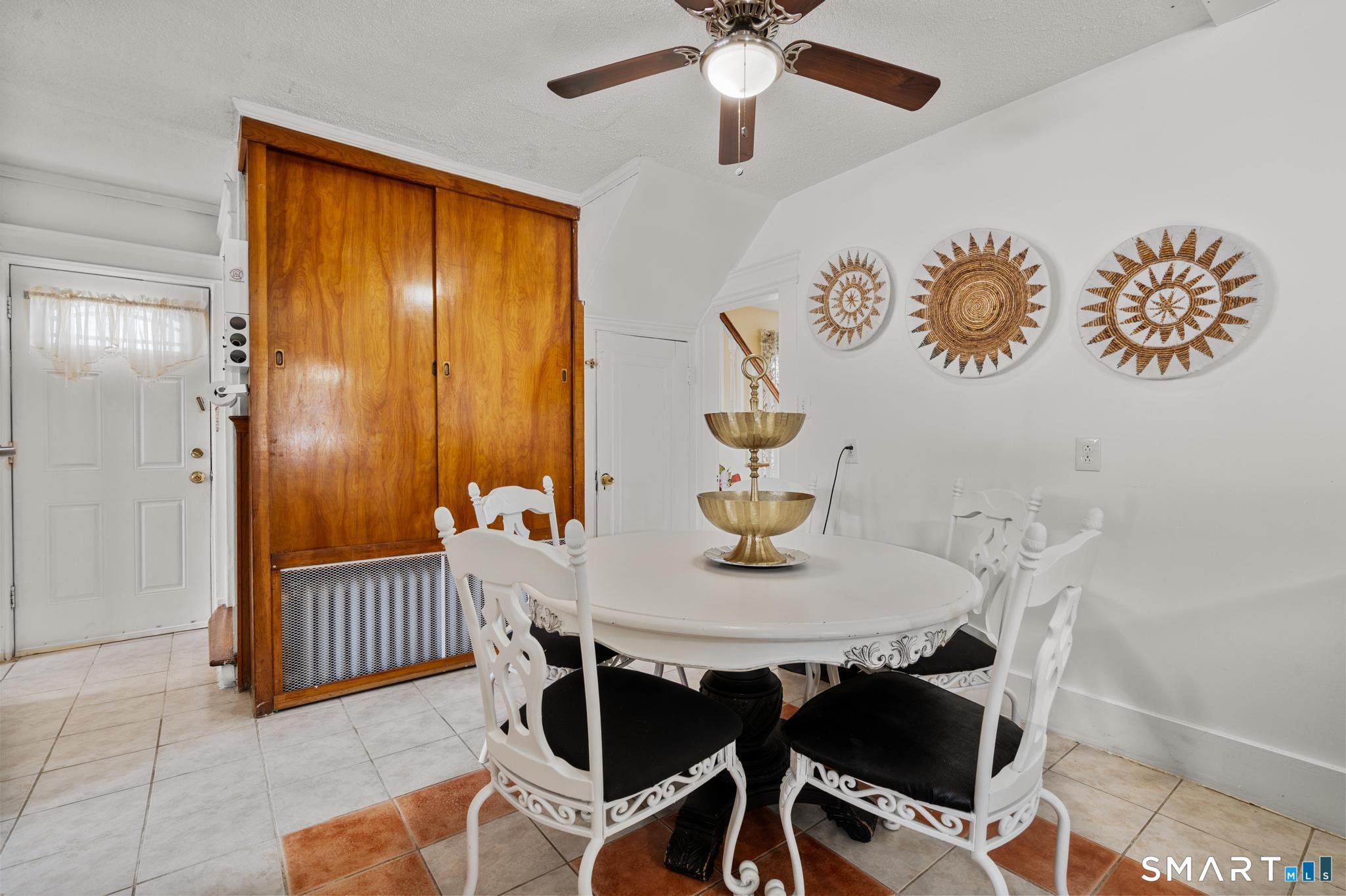30 Edwin Avenue Waterbury, CT 06708 - Photo 10 of 23 Gallery Image 10
