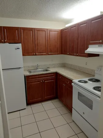 $1,875 | 1860 Northwest 52nd Avenue, Lauderhill, FL 33313