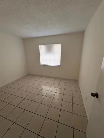 $1,875 | 1860 Northwest 52nd Avenue, Lauderhill, FL 33313