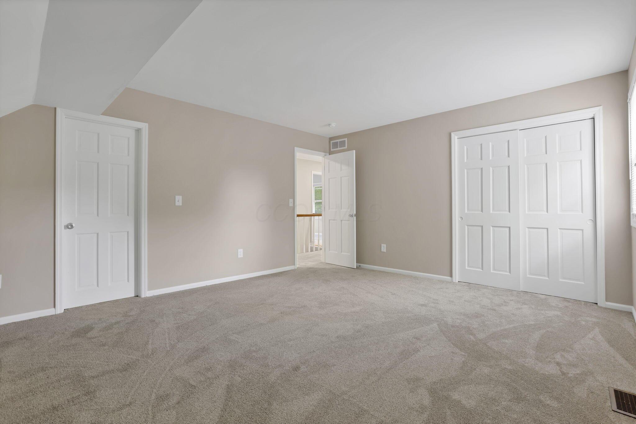 7048 Fitzgerald Road Dublin, OH 43017 - Photo 33 of 73 33-web-or-mls-4E7A4616