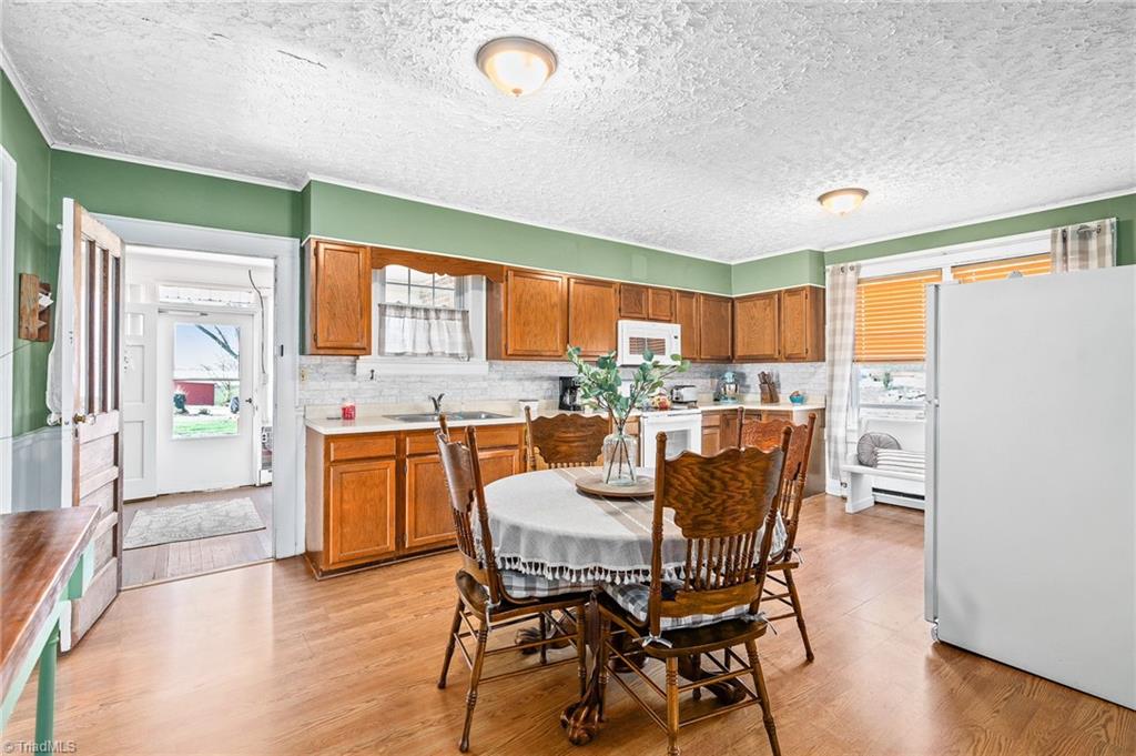1528 East Fairfield Road High Point, NC 27263 - Photo 14 of 50 Gallery Image 14