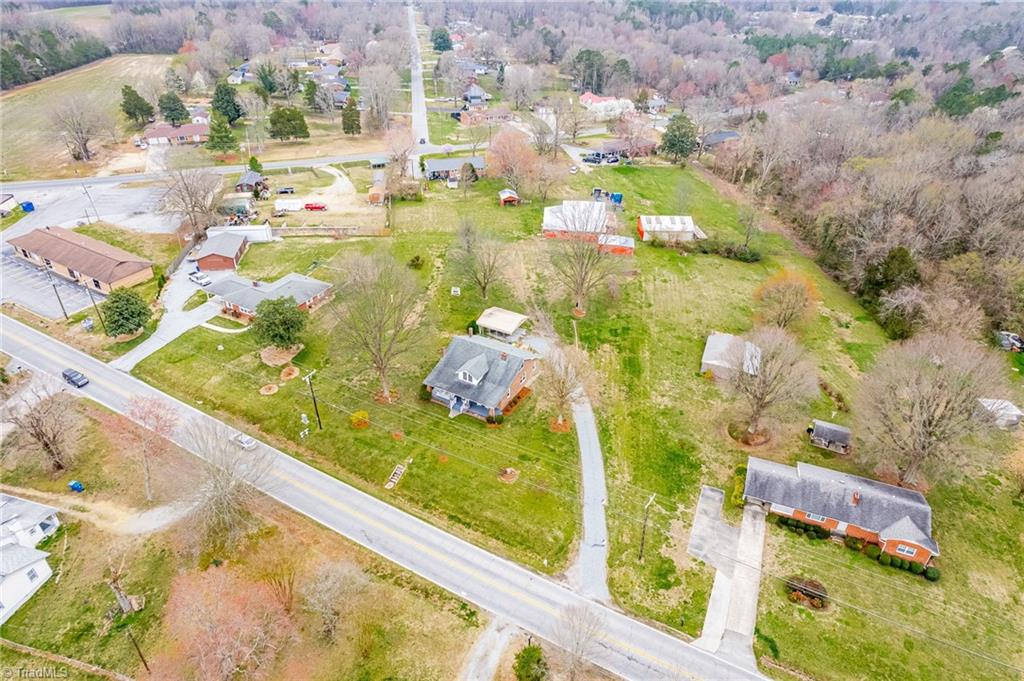 1528 East Fairfield Road High Point, NC 27263 - Photo 41 of 50 Gallery Image 41