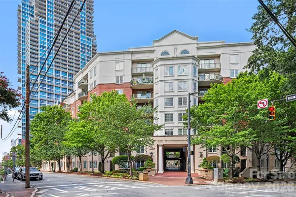 $279,000 | 300 West 5th Street, Unit 535, Charlotte, NC 28202
