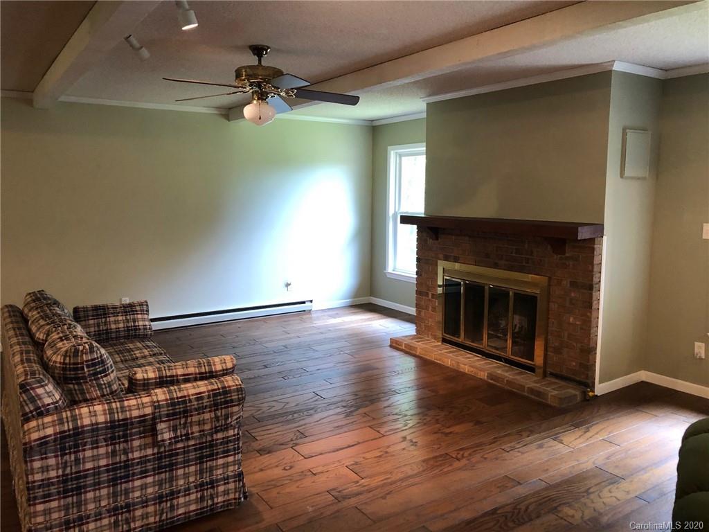 255 Panther Gap Road Brevard, NC 28712 - Photo 10 of 35 Gallery Image 10